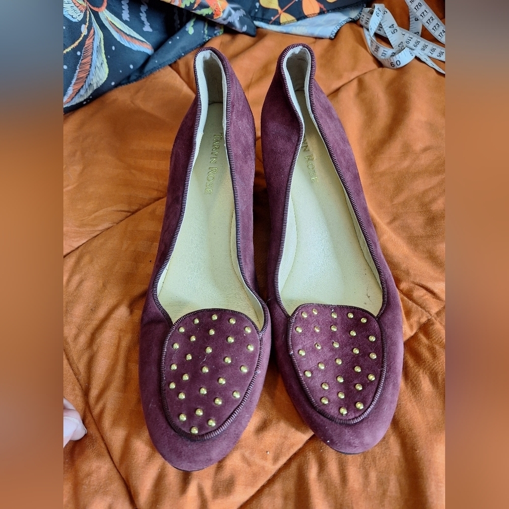 Taryn Rose Keshy Wedge Slip Ons Port Wine Suede 8.5M